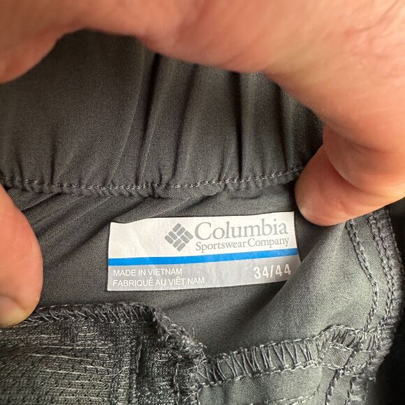 Columbia Washed Out Outdoor Shorts Mens 34/44 Gray Elastic Waist Zip Pocket Hike - Picture 3 of 12